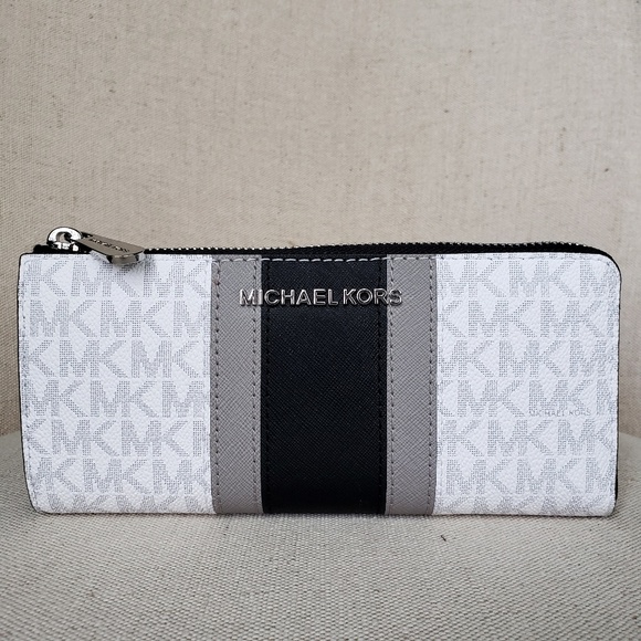 SOLD NWT Michael Kors Abbey Backpack & Wristlet - Picture 6 of 8